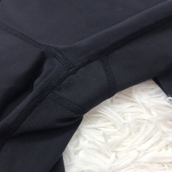 Lululemon SoulCycle Pace Rival Crops - Picture 8 of 9